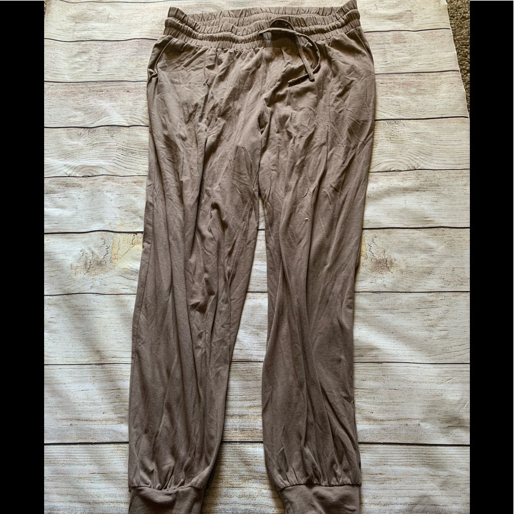 Mocha joggers